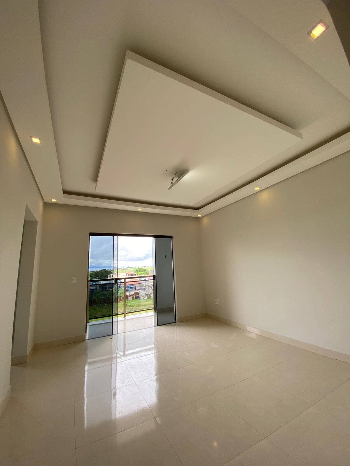 Apartamento no Centro que combina o essencial: 3 quartos, suíte, sacada e vaga coberta. 3