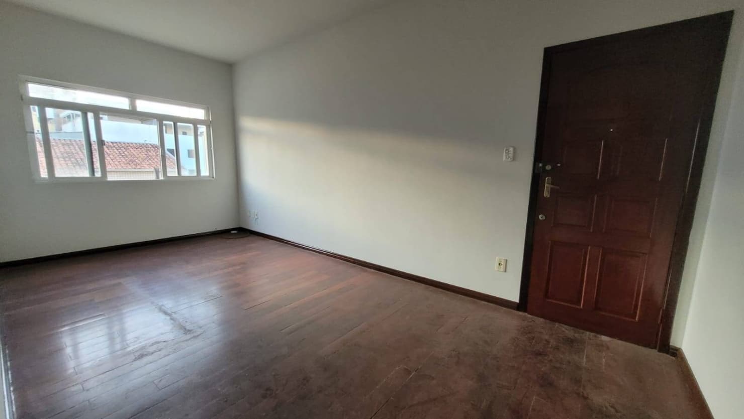 Apartamento à venda  com excelente localização no Centro de Pouso Alegre 9
