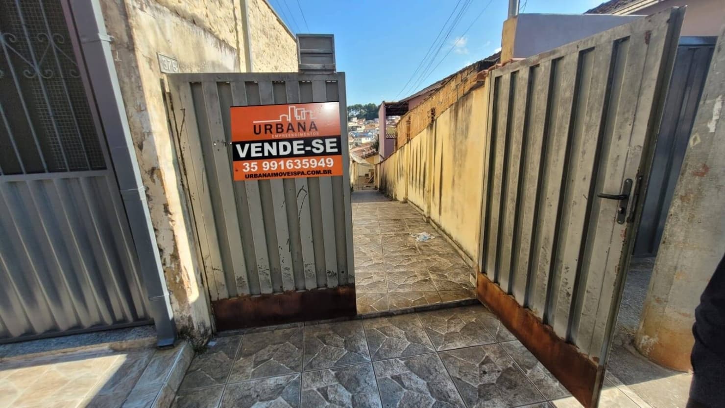 Casa à venda no Centro de Pouso Alegre 2