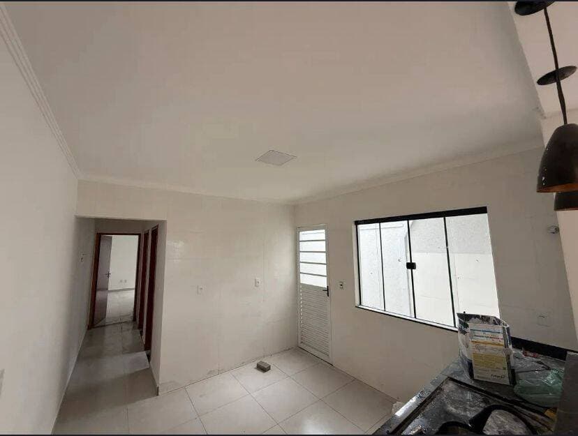 Casa à venda no Bairro Parque Real 7