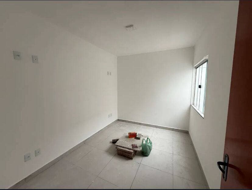 Casa à venda no Bairro Parque Real 6