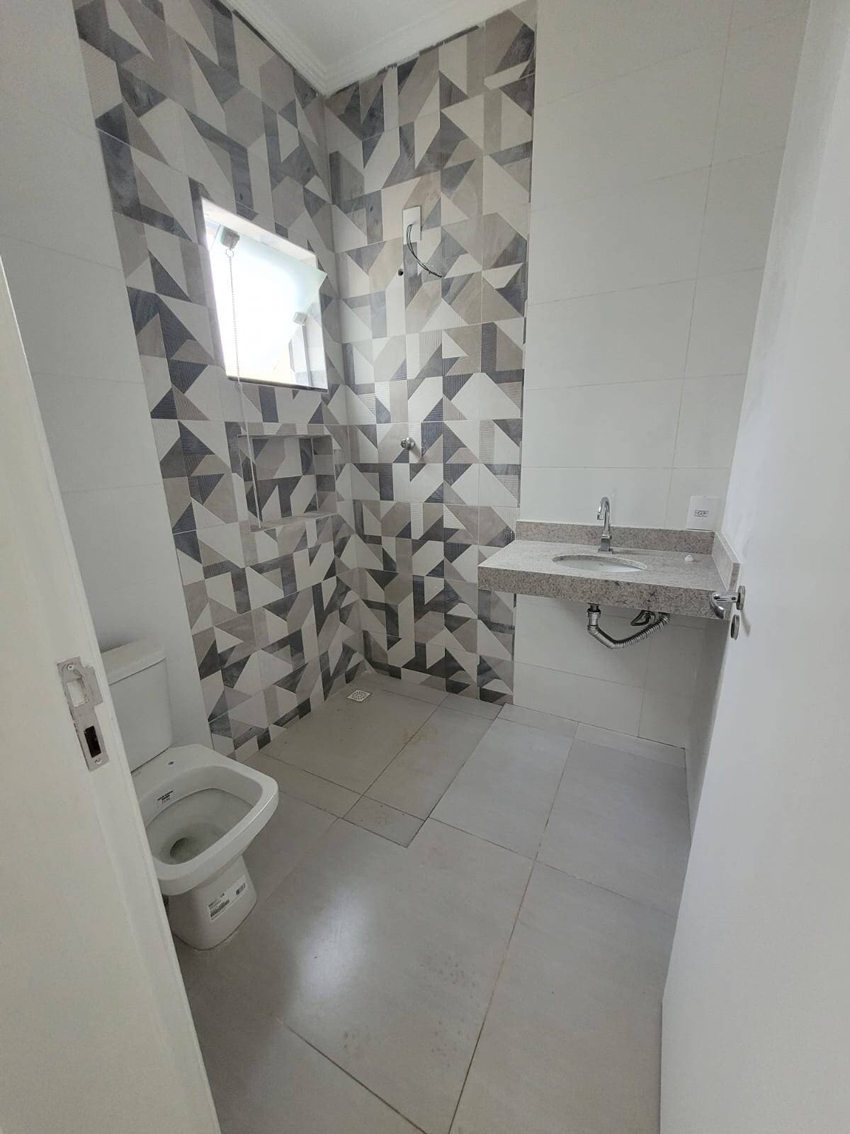 Casa térrea à venda no Bairro Parque Real 8