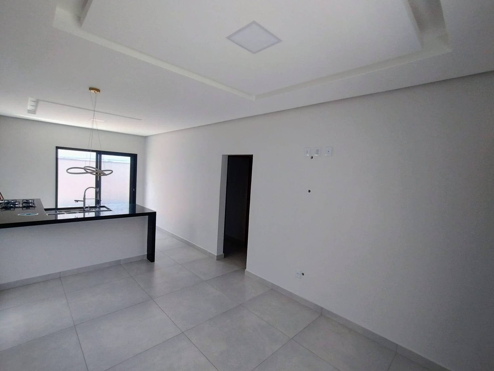 Casa à venda no Bairro Parque Real 3