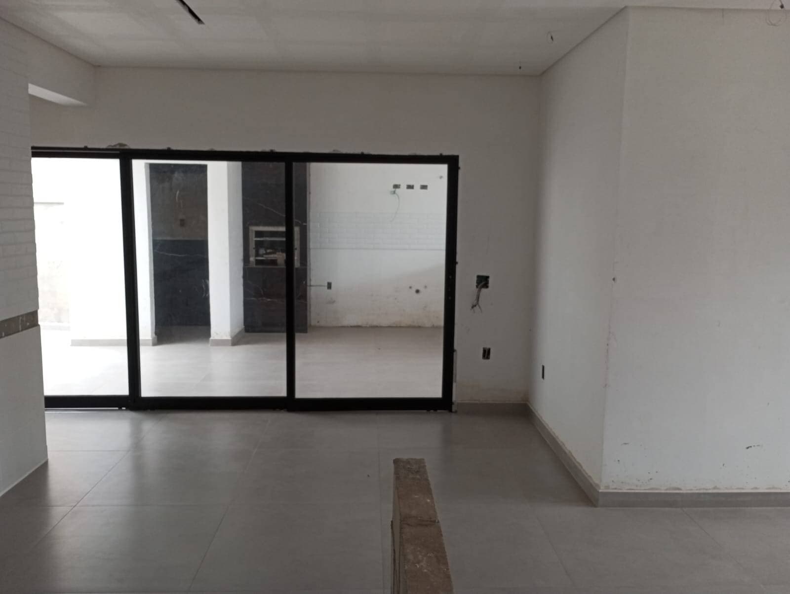 CASA NOVA NO PARQUE REAL: 169m² com Suíte, Closet e Área Gourmet 2