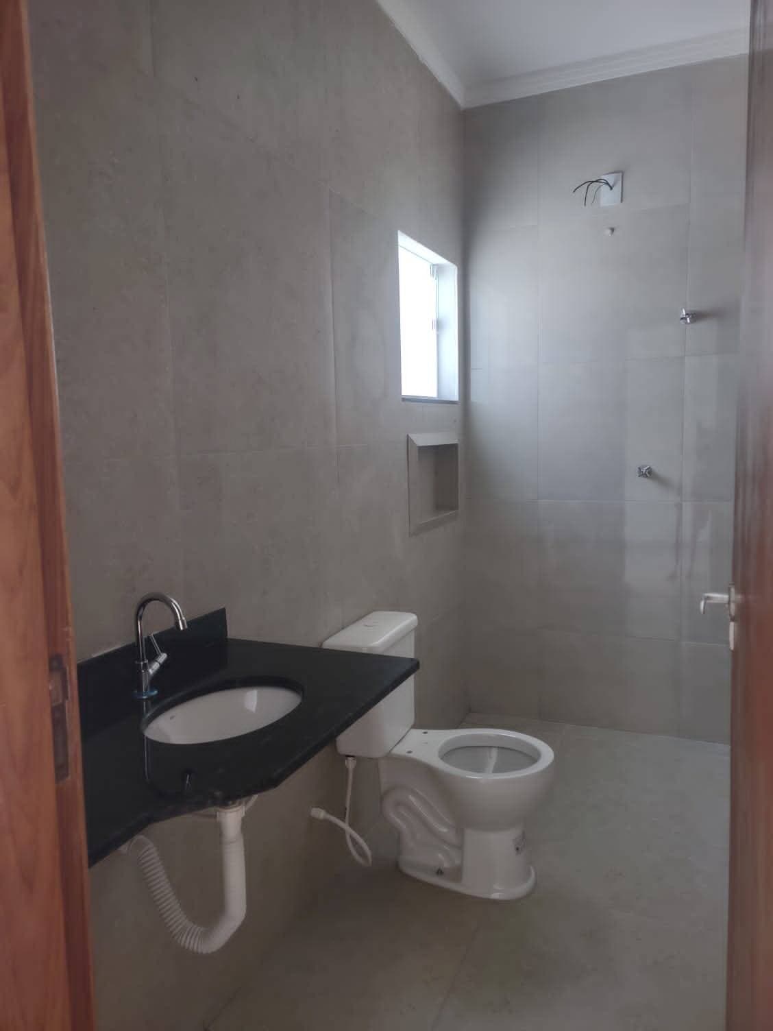 CASA NO PARQUE REAL: Lote de 200m², Suíte, Área Gourmet e Acabamento em Porcelanato 4