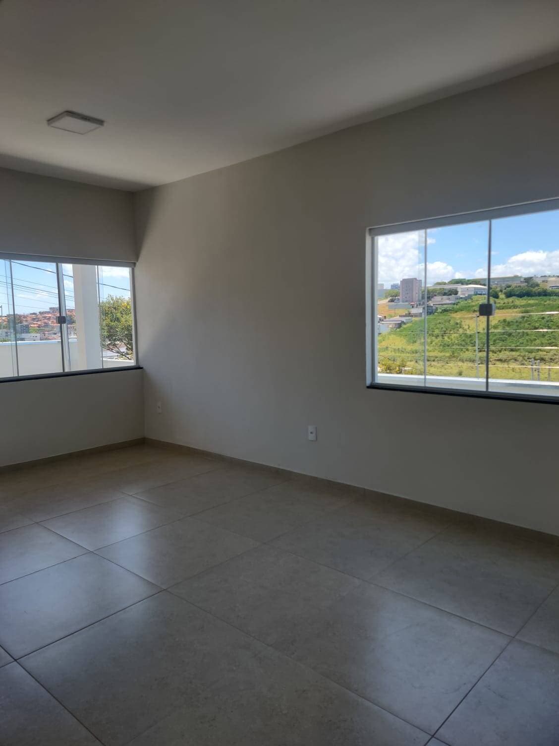 CASA NO PARQUE REAL: Lote de 200m², Suíte, Área Gourmet e Acabamento em Porcelanato 3