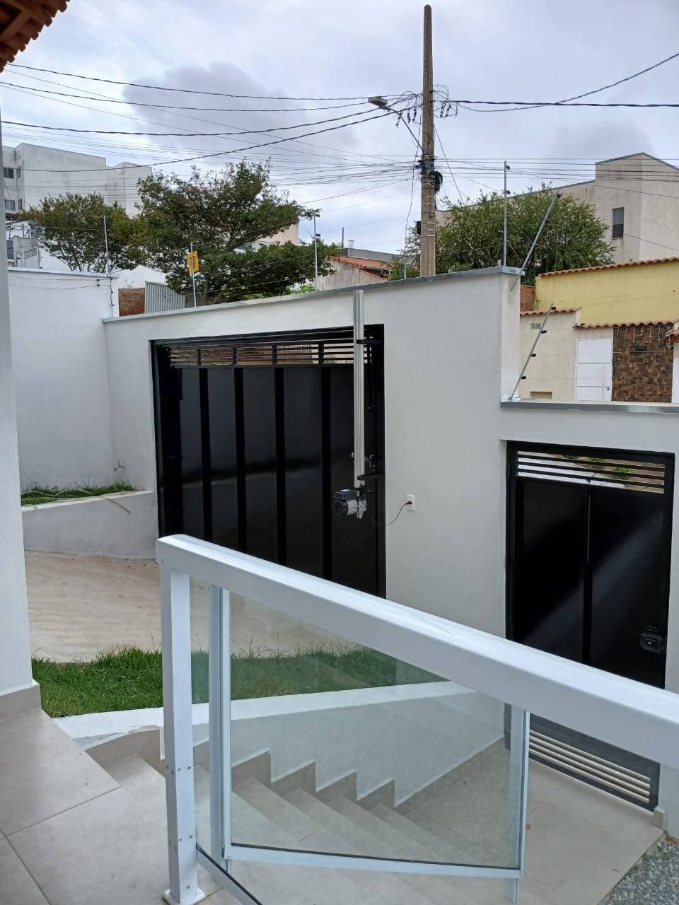 CASA NO PARQUE REAL: Lote de 200m², Suíte, Área Gourmet e Acabamento em Porcelanato 10