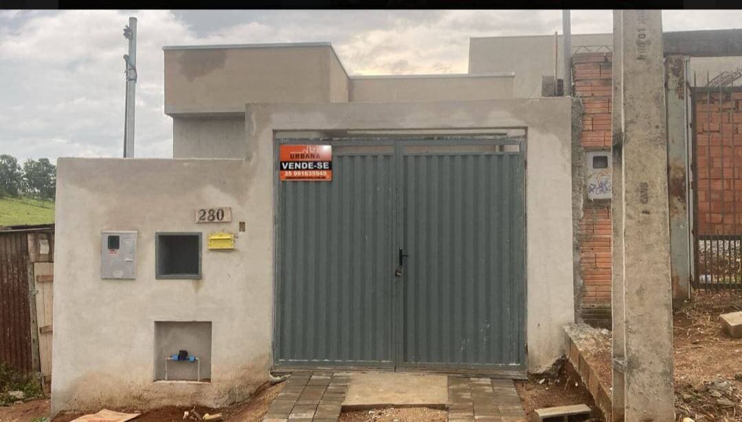 CASA NO PARQUE REAL: 3 Quartos, Suíte e Construção com Material de Alta Qualidade (85m²)