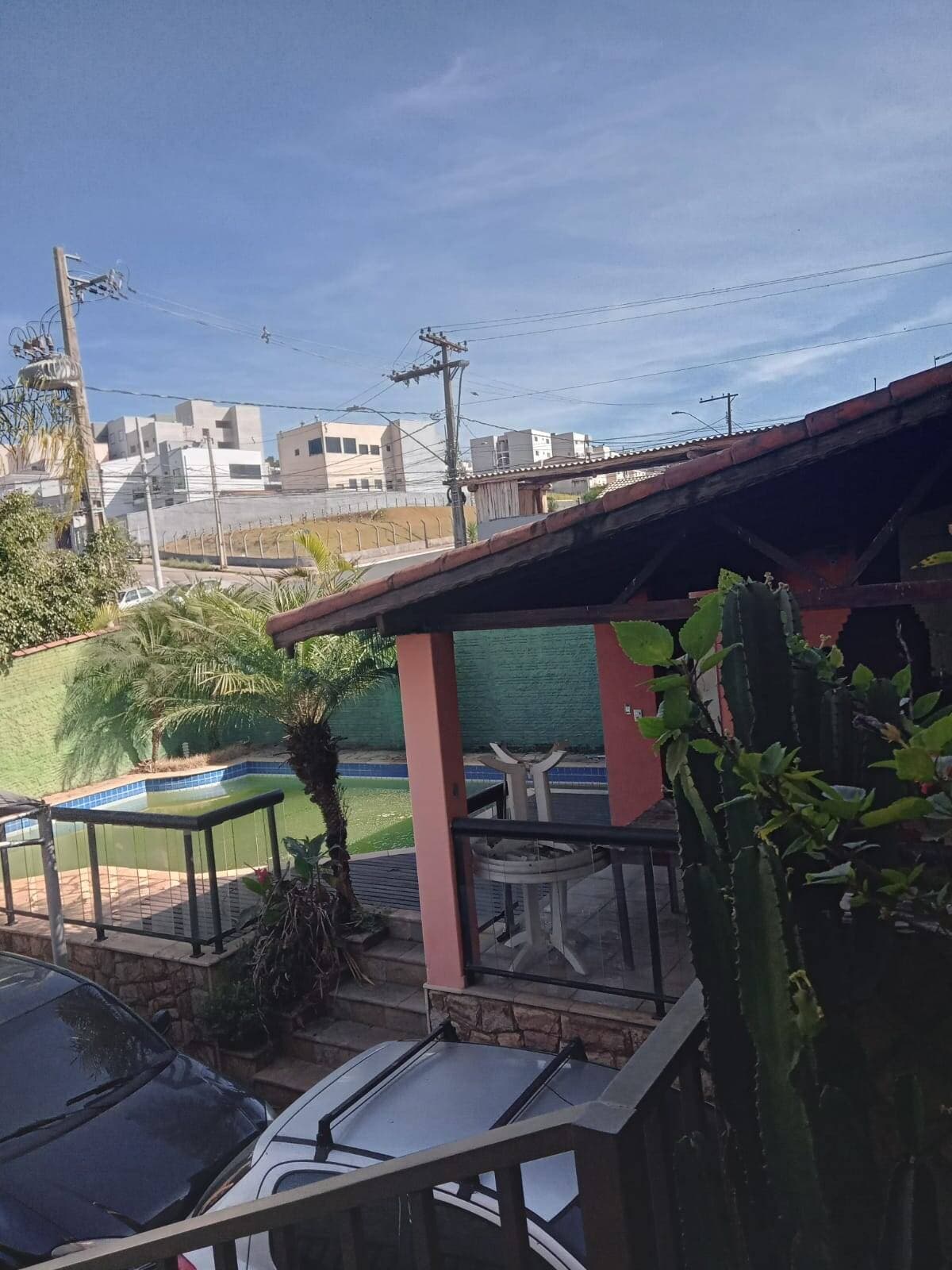 CASA ESPAÇOSA NO PÃO DE AÇÚCAR: 5 Quartos, 3 Banheiros e 5 Vagas Cobertas (197m²) 6