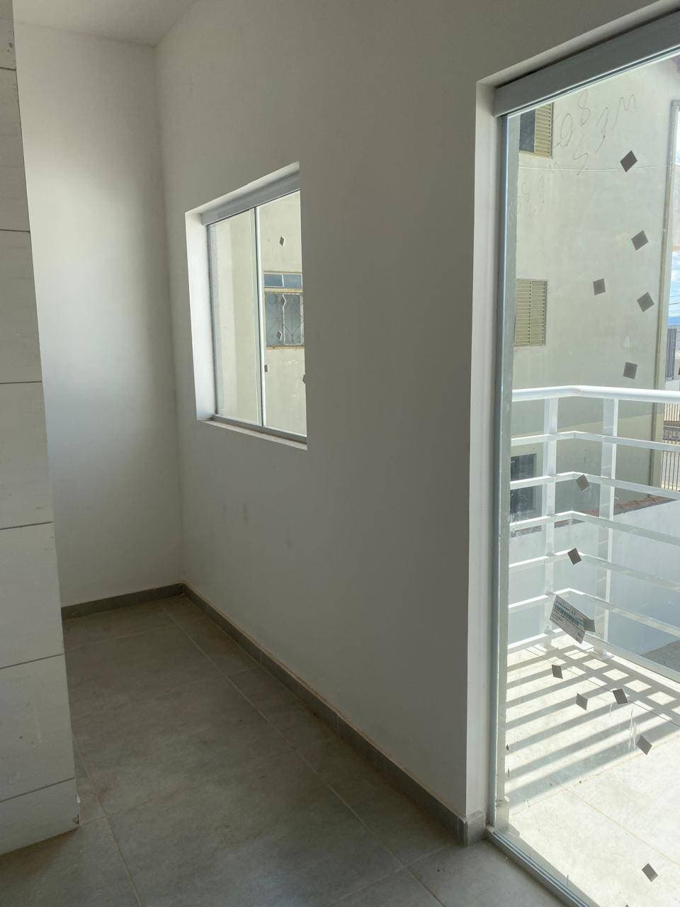 APARTAMENTO MODERNO NO COLINA VERDE: 2 Dormitórios, Sala Integrada e Varanda Ventilada 7