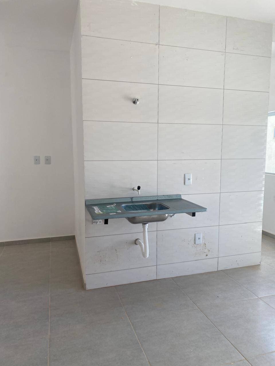 APARTAMENTO MODERNO NO COLINA VERDE: 2 Dormitórios, Sala Integrada e Varanda Ventilada 10