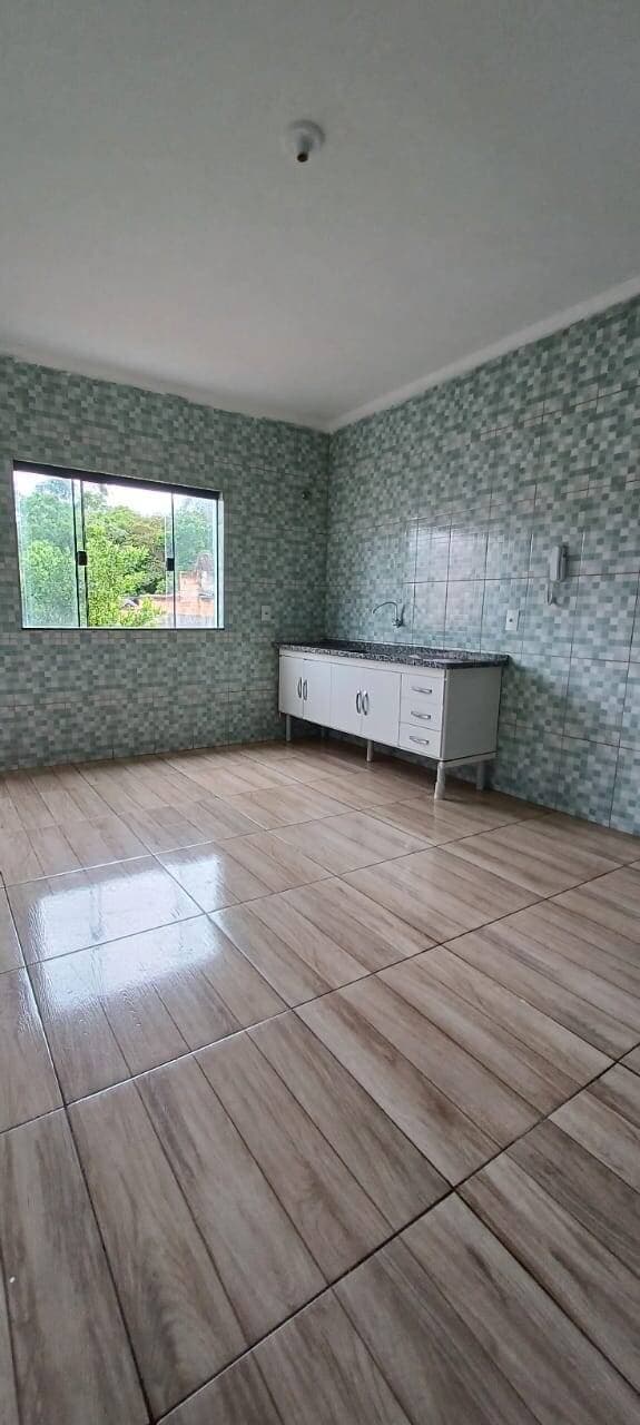 CASA DE LOTE INTEIRO (240m²) NO COLINA VERDE: 3 Quartos, Aceita PERMUTA e Financiamento 8