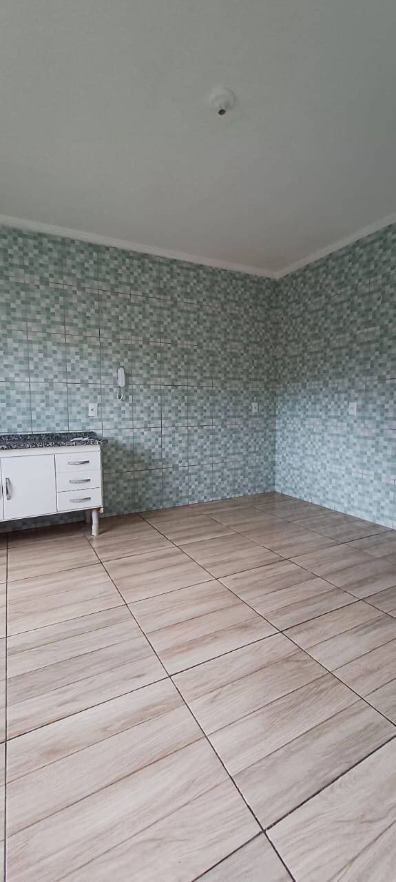 CASA DE LOTE INTEIRO (240m²) NO COLINA VERDE: 3 Quartos, Aceita PERMUTA e Financiamento 9