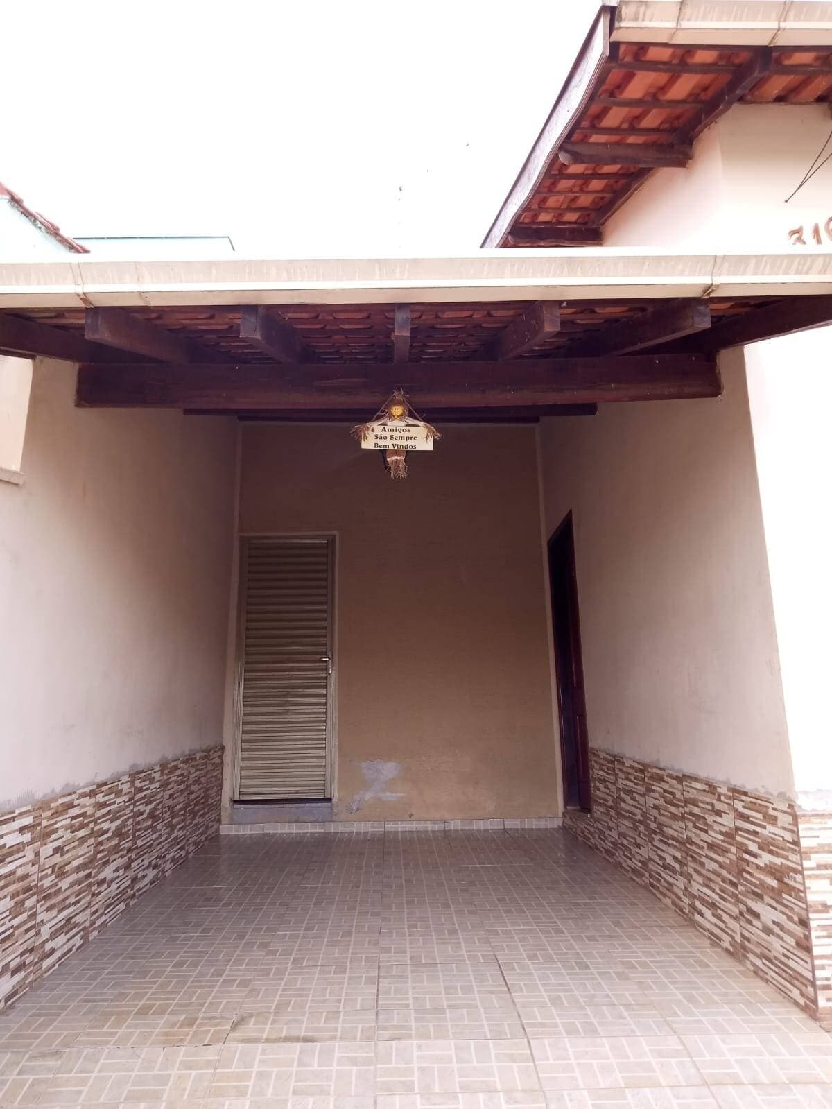 CASA FUNCIONAL NO COLINA VERDE: 2 Quartos (74m²) em Lote de 130m² 5