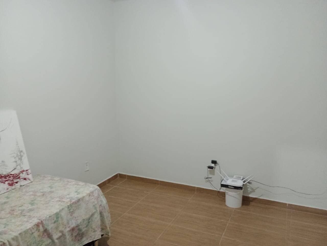 CASA FUNCIONAL COM 3 QUARTOS À VENDA NO BAIRRO COLINA VERDE 5