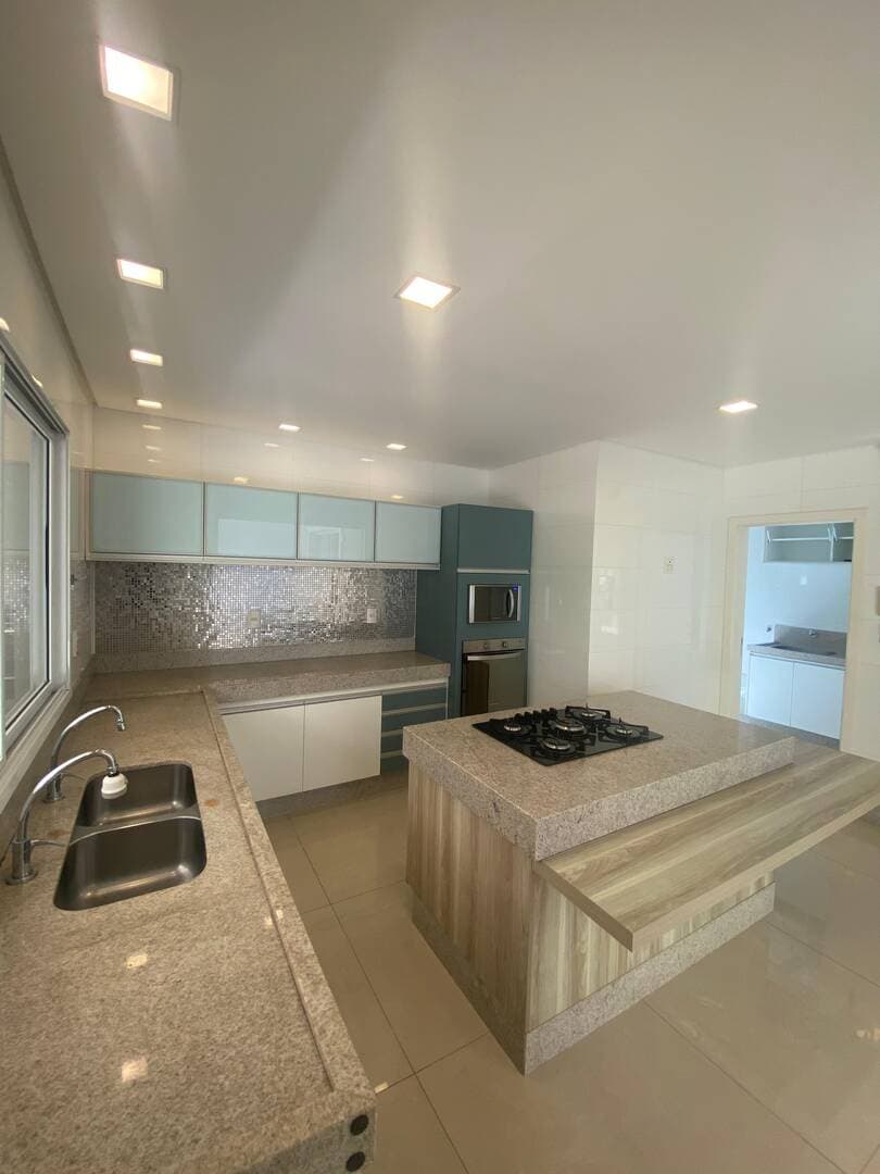 CASA ALTO PADRÃO NO COLINAS SANTA BÁRBARA: 372m², Pé Direito Alto, Suíte/Closet e Lazer Completo 5