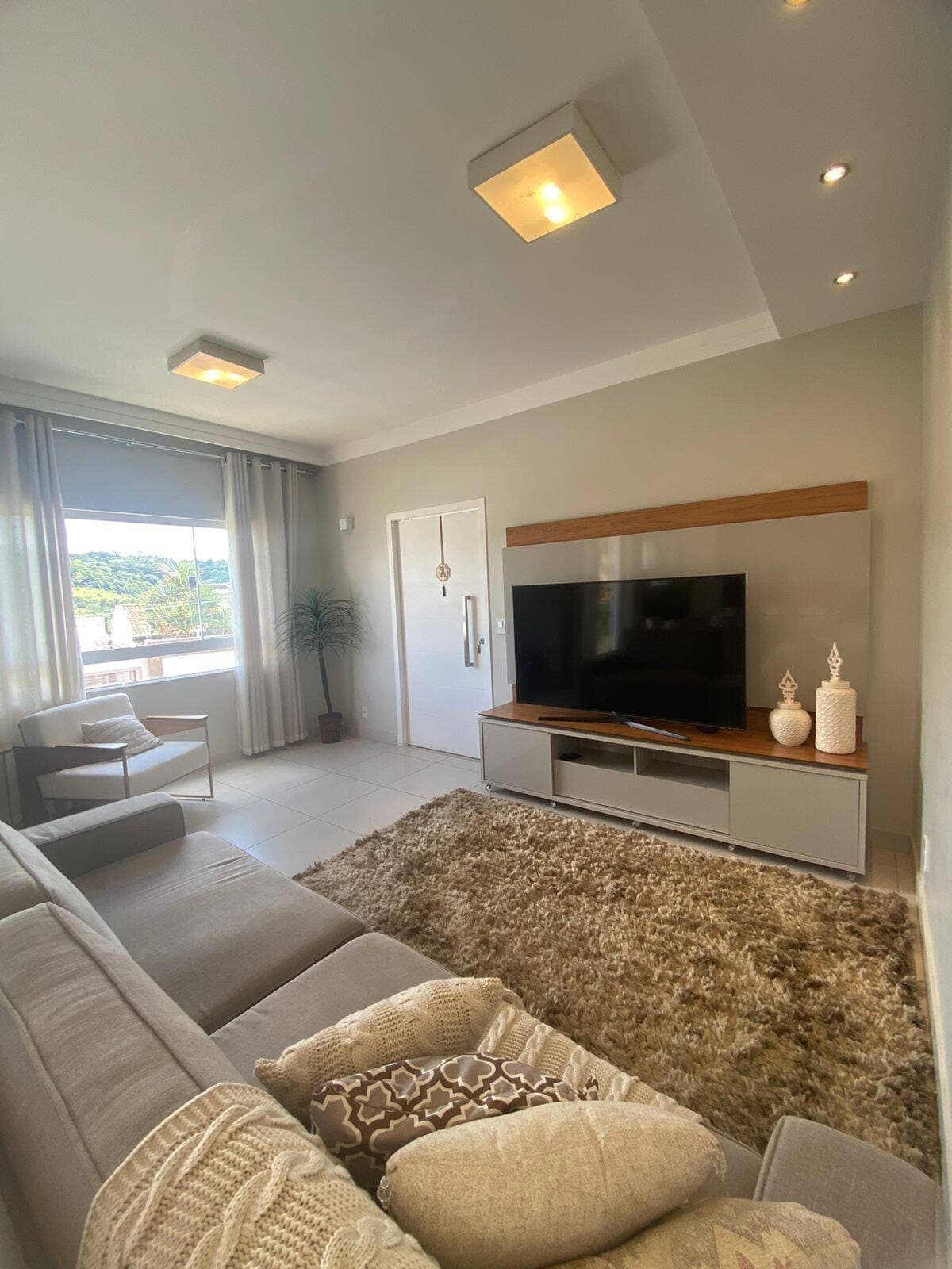 CASA ALTO PADRÃO EXCLUSIVA! 450m², Suíte Master c/ Closet, Área de Lazer COMPLETA e Vista para o Cristo