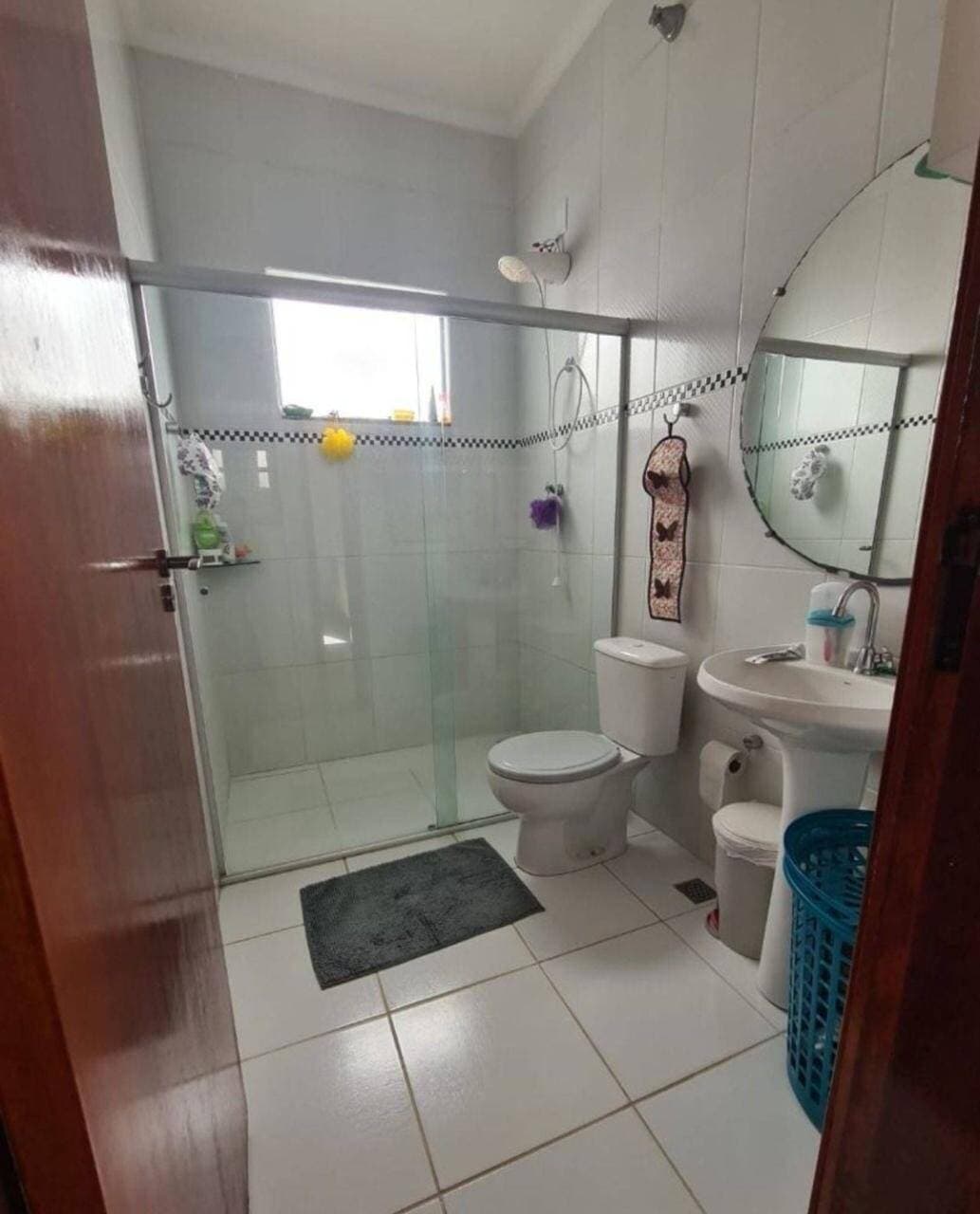 CASA FAMILIAR GIGANTE NO COLINAS SANTA BÁRBARA: 5 Dormitórios, Gourmet Completa e Aceita Permuta! 4