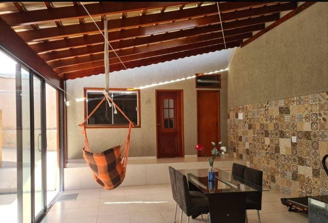 CASA FAMILIAR GIGANTE NO COLINAS SANTA BÁRBARA: 5 Dormitórios, Gourmet Completa e Aceita Permuta! 7