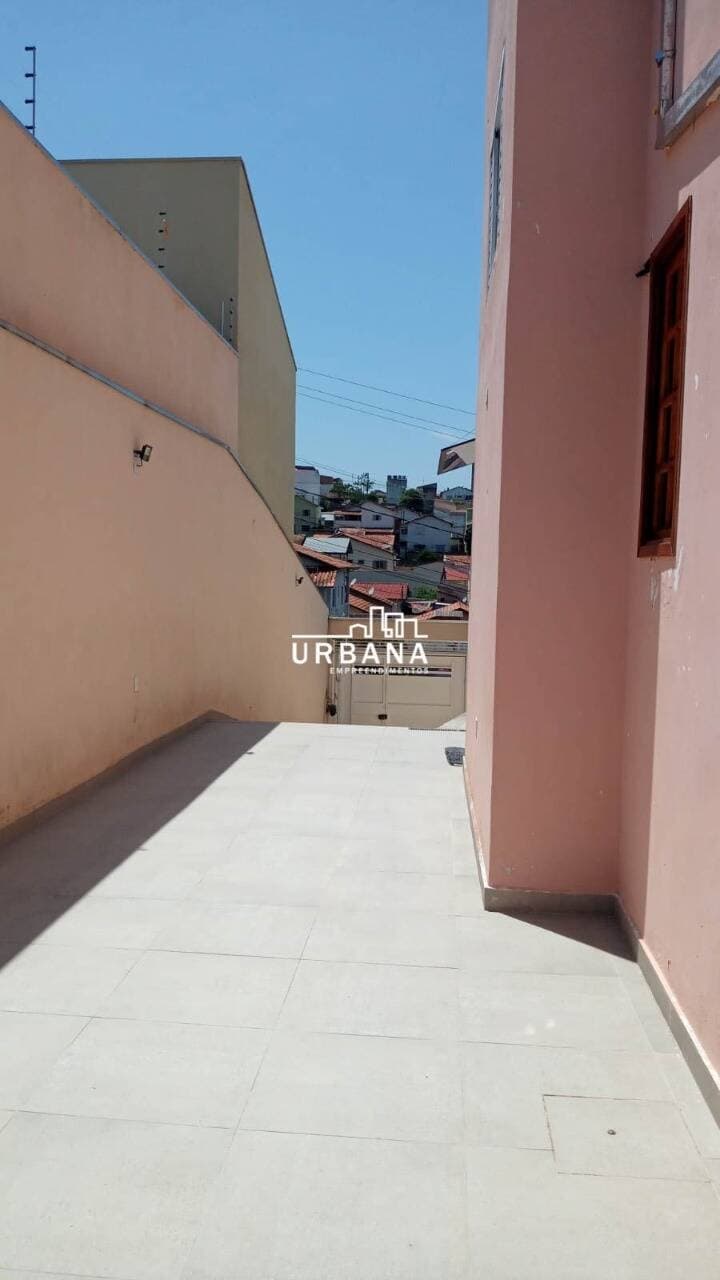 CASA GIGANTE C/ PONTO COMERCIAL NO COLINA SANTA BÁRBARA: 322m², 4 Quartos (2 Suítes), Gourmet e 6 Vagas! 8