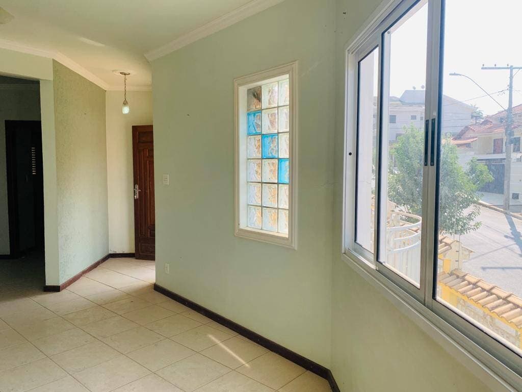 CASA DE ALTO CONFORTO NO COLINA SANTA BÁRBARA: 3 Quartos (2 Suítes), Churrasqueira e 4 Vagas Cobertas! 6