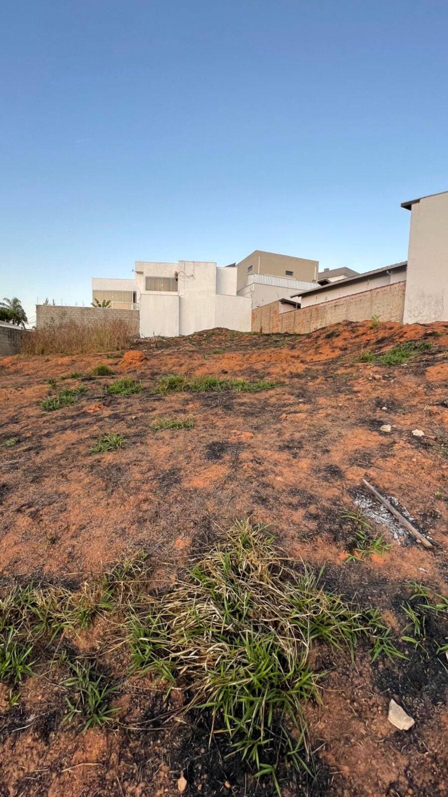 TERRENO ESPETACULAR DE 439m² À VENDA NO COLINA SANTA BÁRBARA: Perfeito para Projeto de Luxo 3