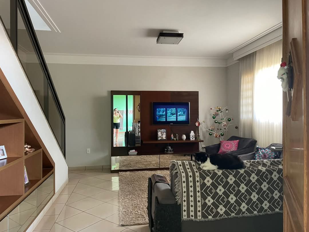 CASA MODERNA NO CIDADE VERGANI: Pé Direito Alto (4m), 3 Quartos (Suíte) e Próximo ao Hospital Novo 10