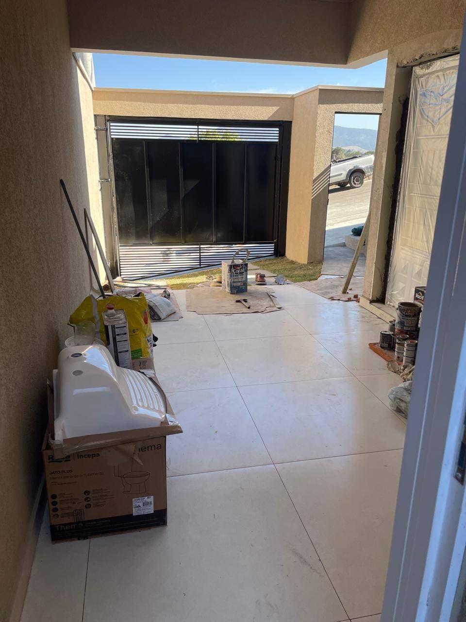 CASA MODERNA NO CIDADE VERGANI: Pé Direito Alto (4m), 3 Quartos (Suíte) e Próximo ao Hospital Novo 2