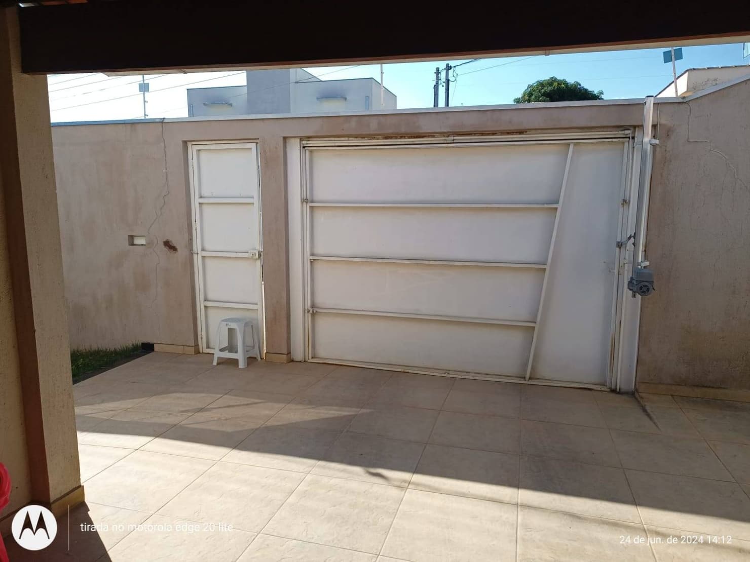 CASA FAMILIAR NO CIDADE VERGANI: 3 Quartos (Suíte) e 2 Vagas de Garagem COBERTAS 4