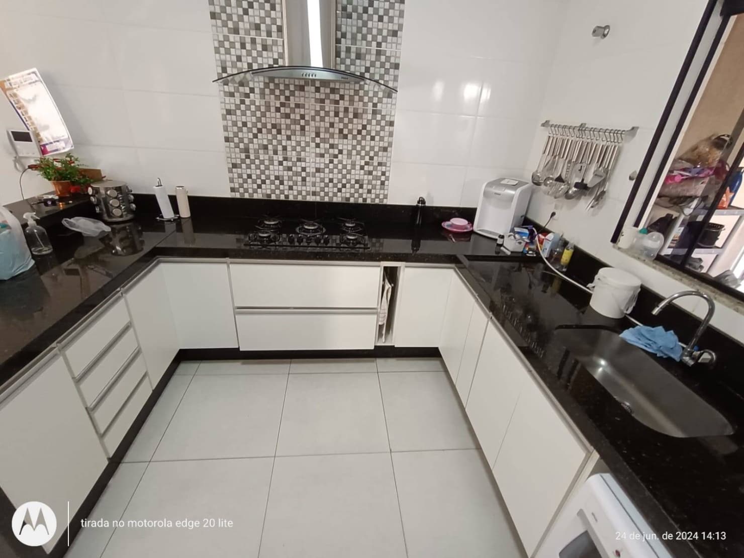 CASA FAMILIAR NO CIDADE VERGANI: 3 Quartos (Suíte) e 2 Vagas de Garagem COBERTAS 8