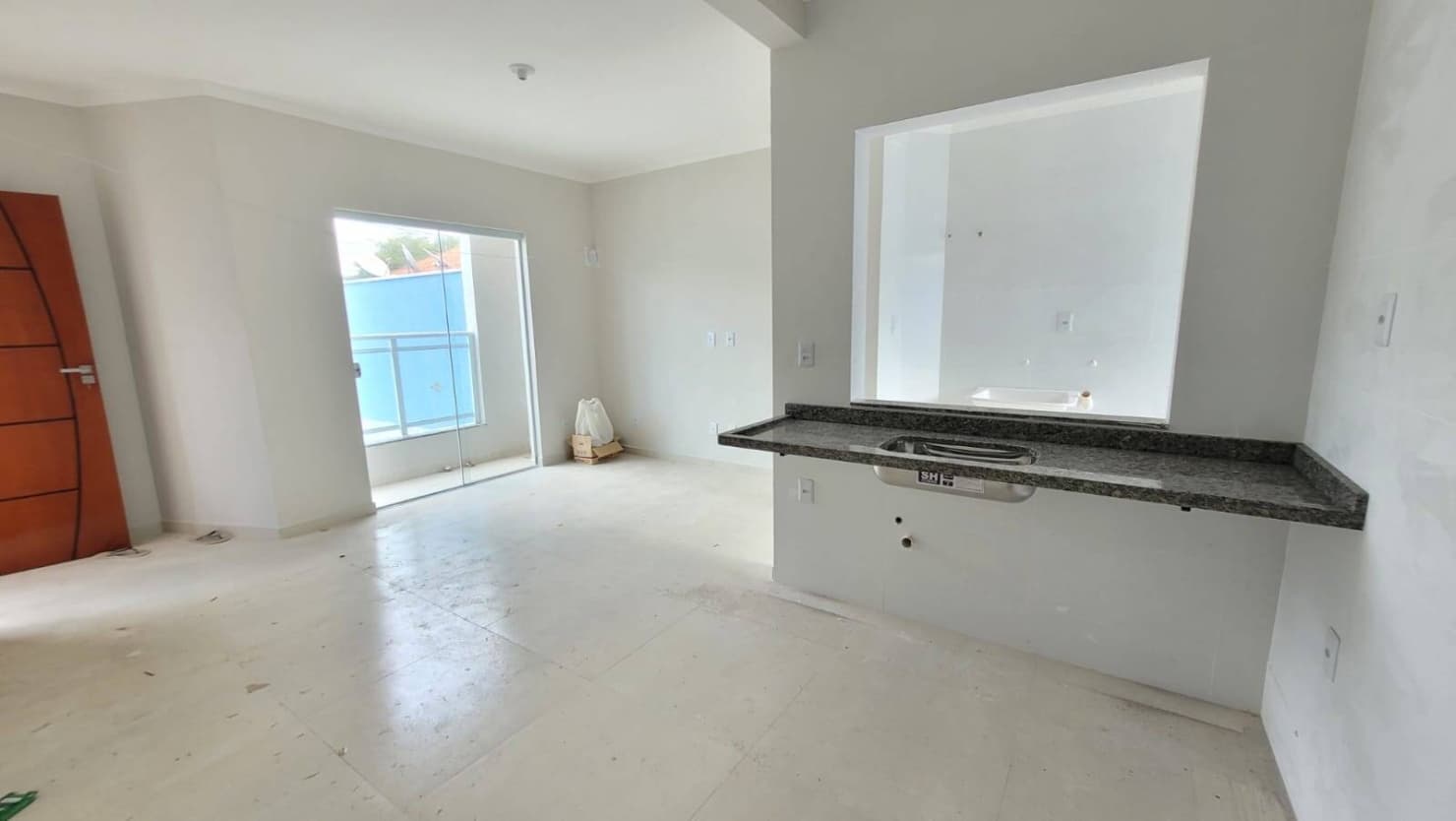 APARTAMENTO COMPLETO NO VERGANI: 2 Quartos, Varanda e Cozinha Funcional 8