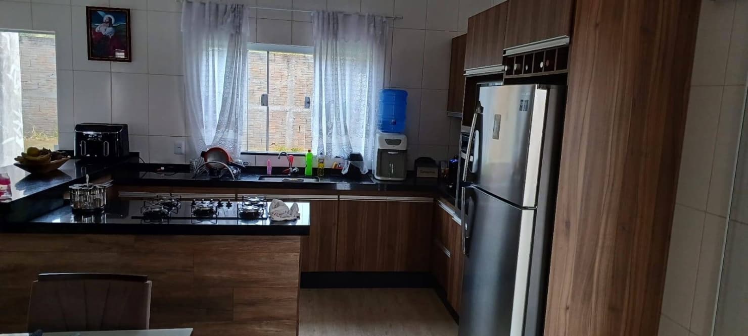 CASA DE LOTE INTEIRO (300m²) NO VERGANI: Suíte c/ Closet, COZINHA GOURMET e Móveis Planejados Inclusos 6