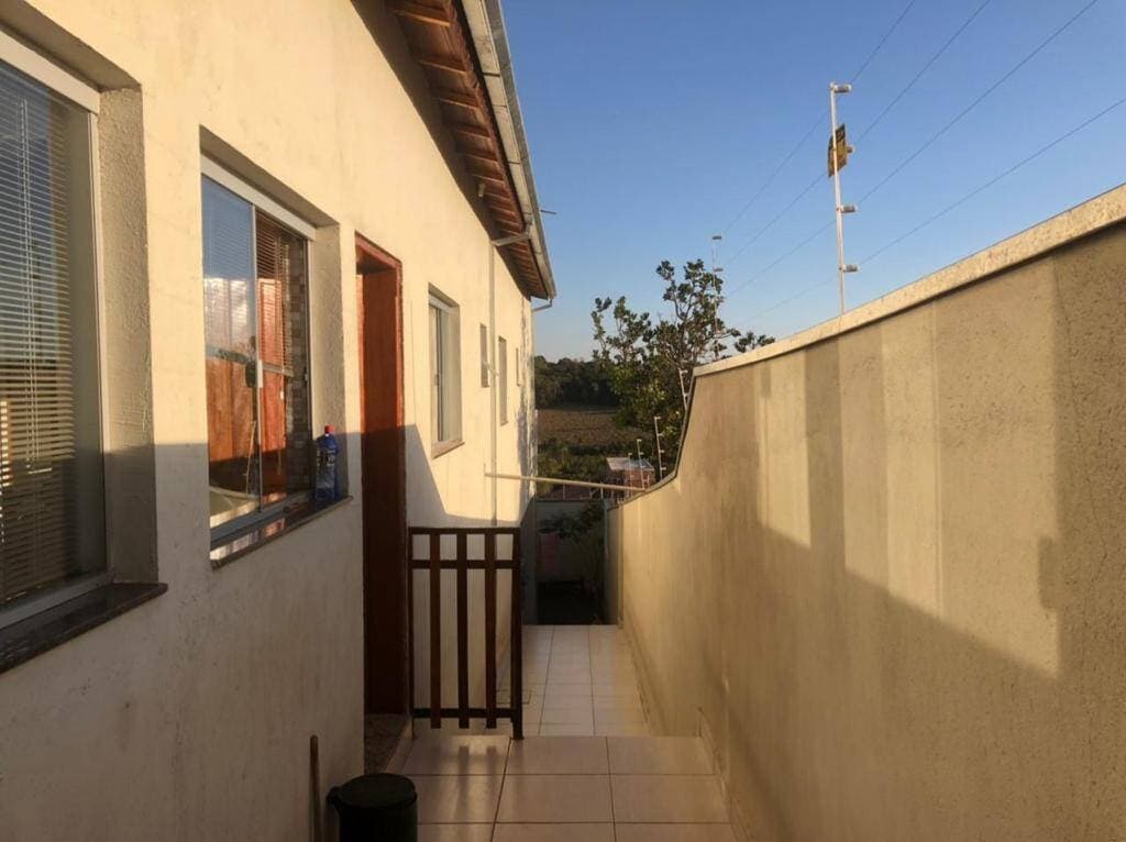 CASA MOBILIADA E COMPLETA NO VERGANI: 2 Quartos (Suíte), Churrasqueira e Conceito Aberto (118m²) 9