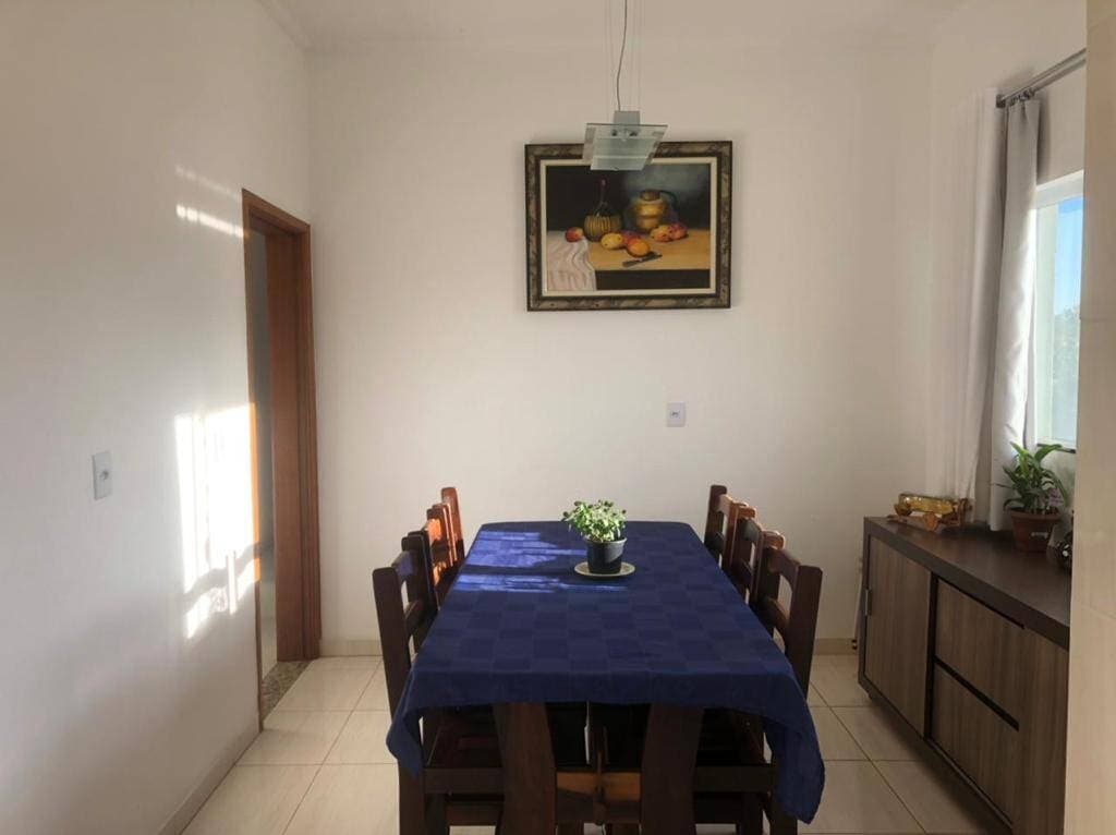 CASA MOBILIADA E COMPLETA NO VERGANI: 2 Quartos (Suíte), Churrasqueira e Conceito Aberto (118m²) 3