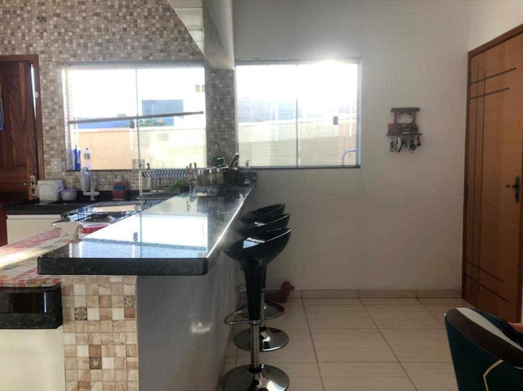 CASA MOBILIADA E COMPLETA NO VERGANI: 2 Quartos (Suíte), Churrasqueira e Conceito Aberto (118m²) 8