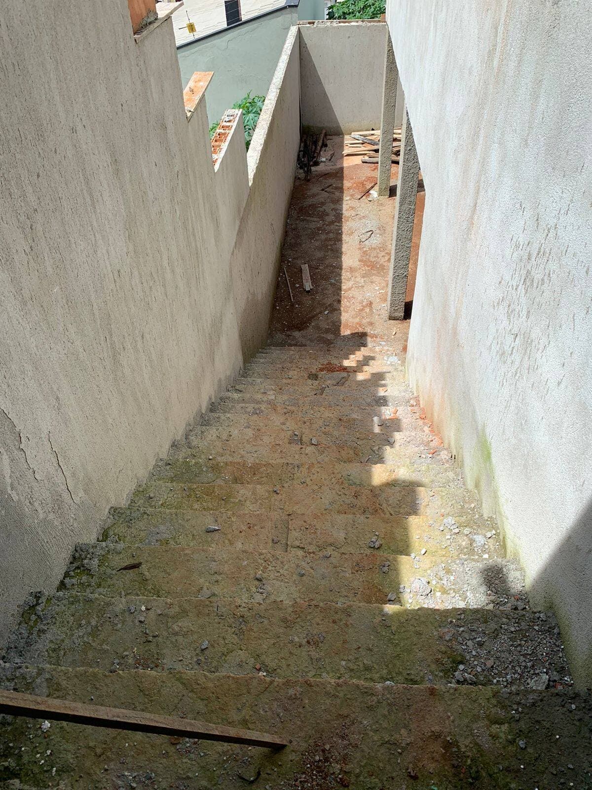 OPORTUNIDADE DUPLA: Duas Casas no Vergani para Investimento ou Moradia Familiar! 3