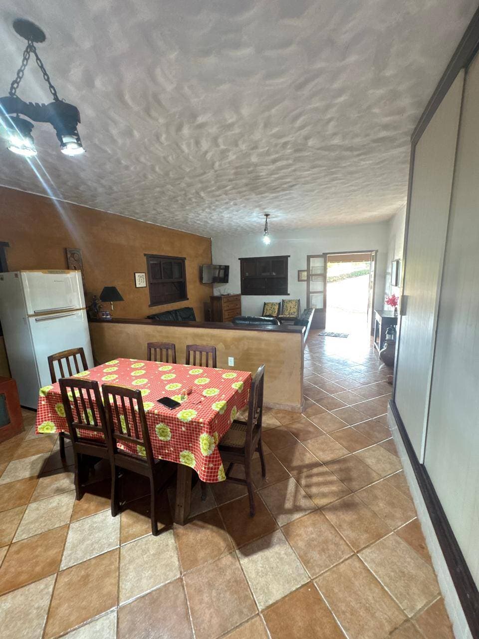 CHÁCARA EXCLUSIVA DE $24.200 m^2$ (2.4ha) C/ 4 RESIDÊNCIAS, LAZER TOTAL E ENERGIA SOLAR NO CURRALINHO! 4