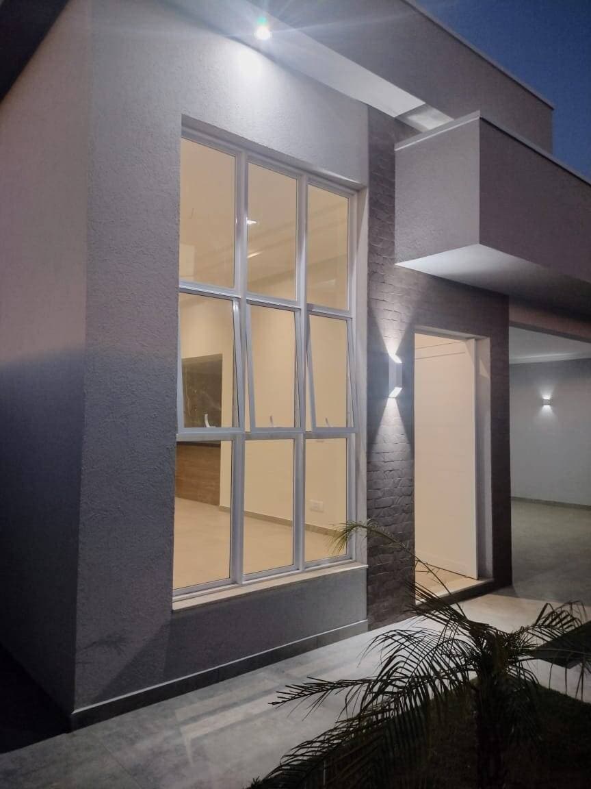 CASA FAMILIAR C/ ESPAÇO GOURMET NO RESIDENCIAL SERRA MORENA: 3 Quartos, Suíte e 4 Vagas 8