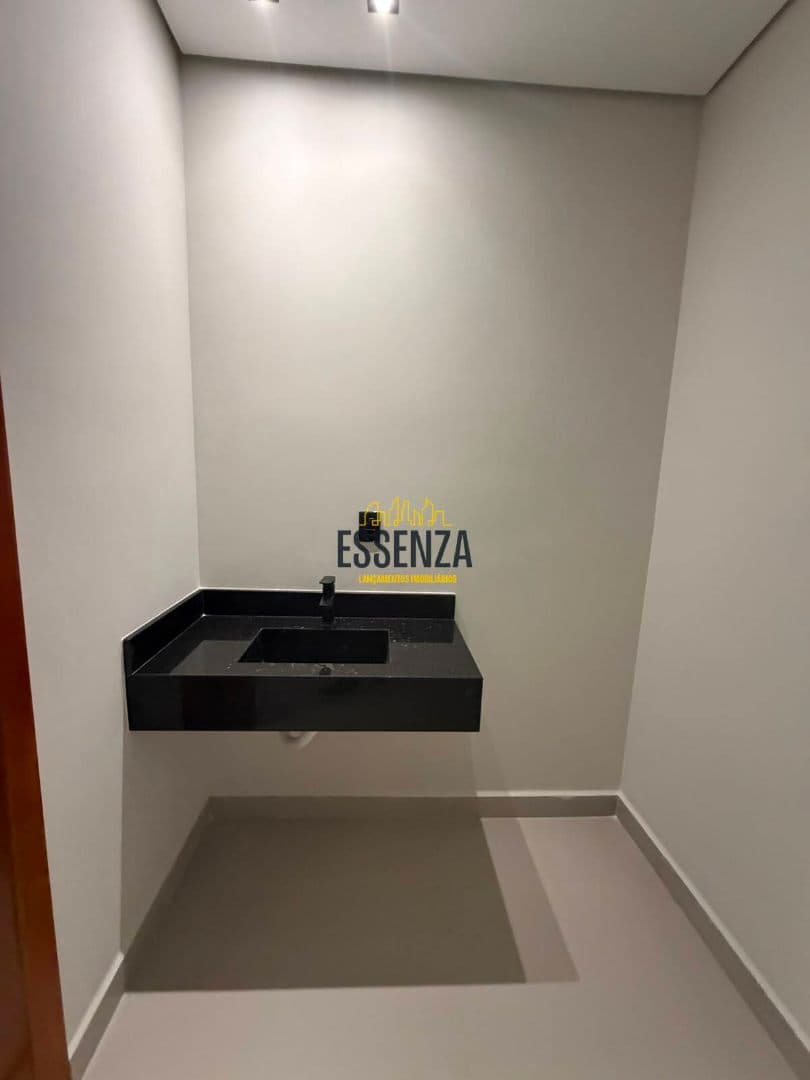 EXCELENTE CASA À VENDA - PARQUE REAL miniatura 3