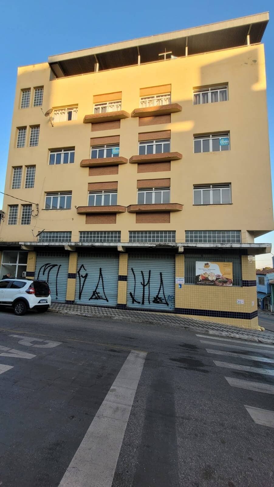 Apartamento à venda com excelente localização no Centro de Pouso Alegre