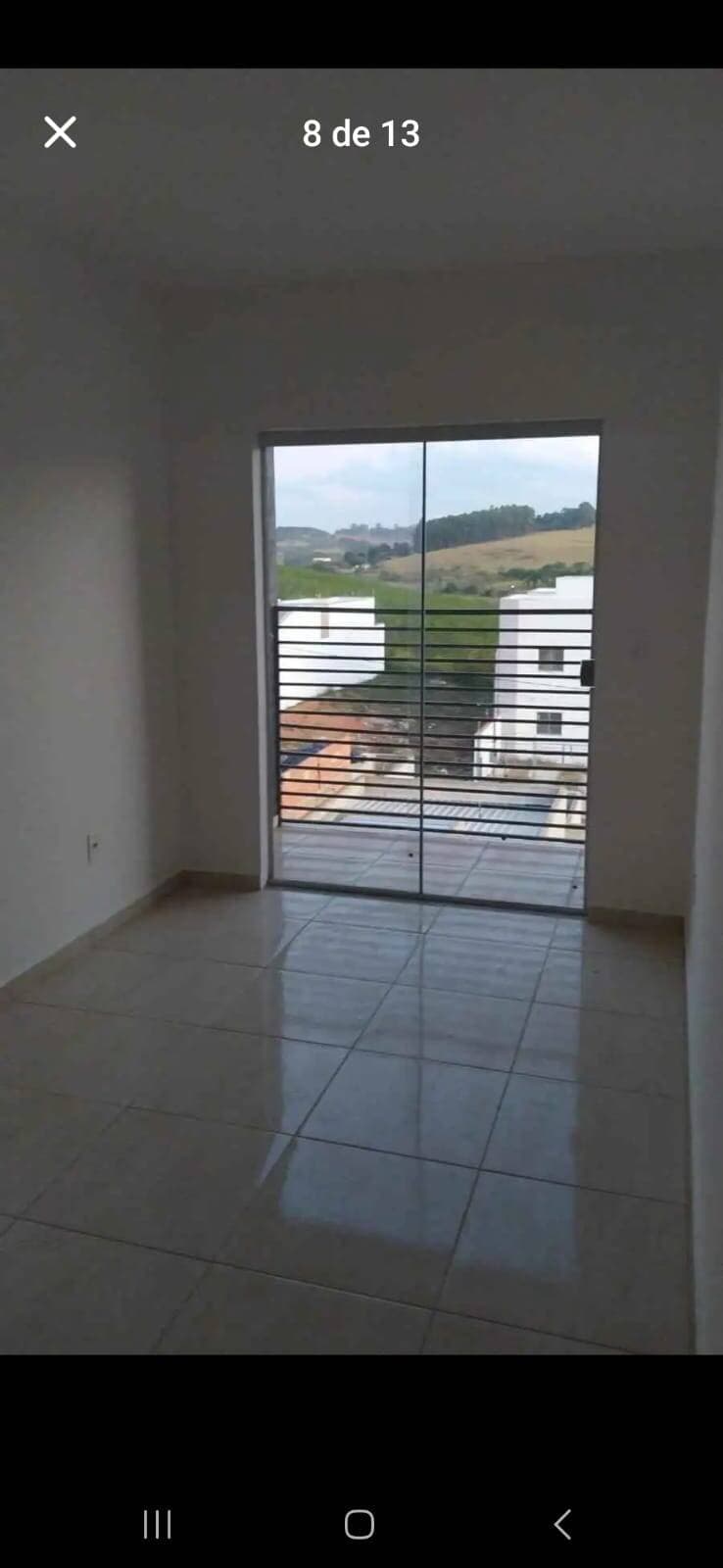 Apartamento Espaçoso no Parque Real: 80m² com Varanda no Quarto e Vaga Coberta