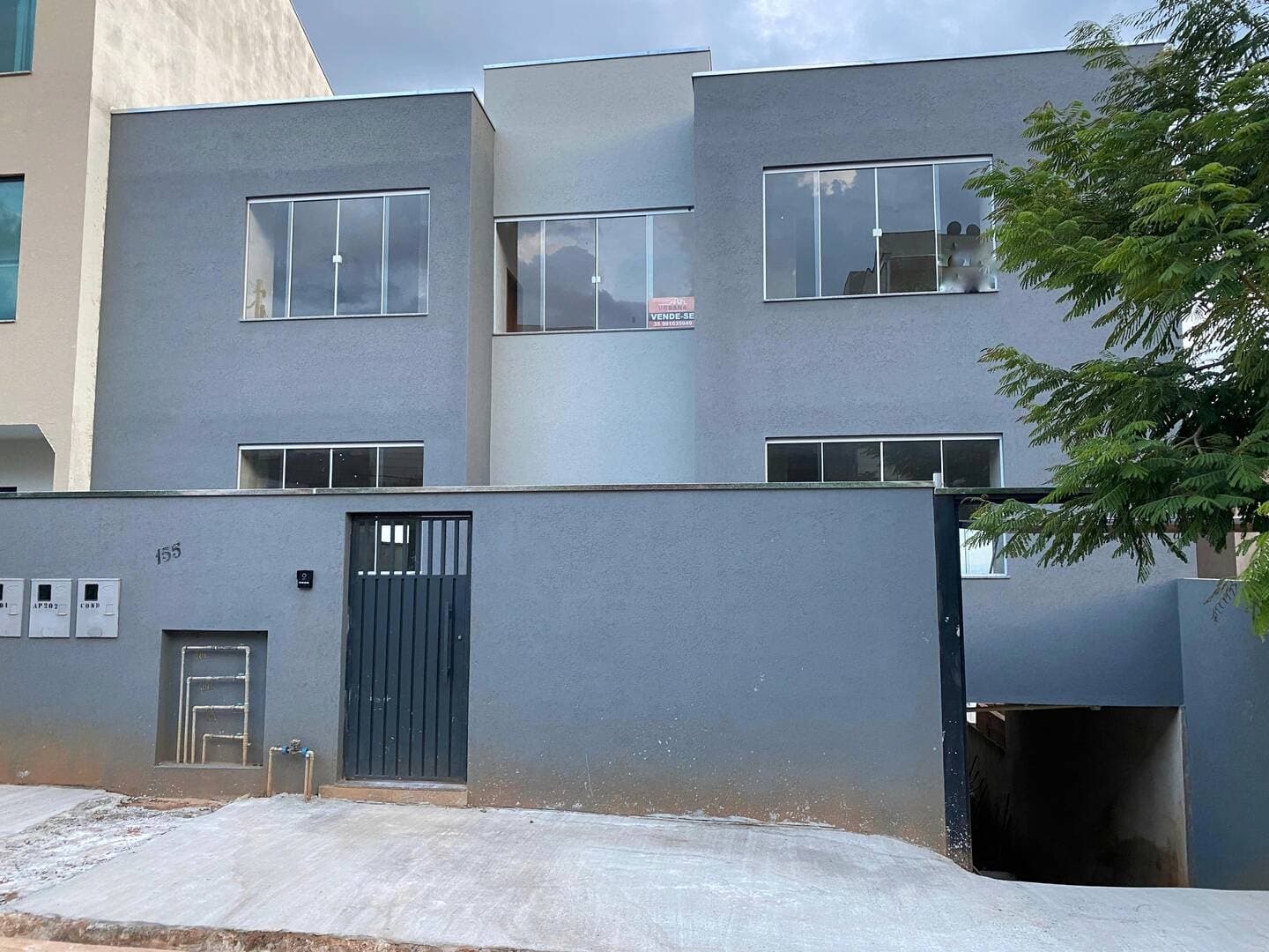 APARTAMENTO FAMILIAR NO PÃO DE AÇÚCAR: 3 Quartos, Suíte e 2 Vagas Cobertas